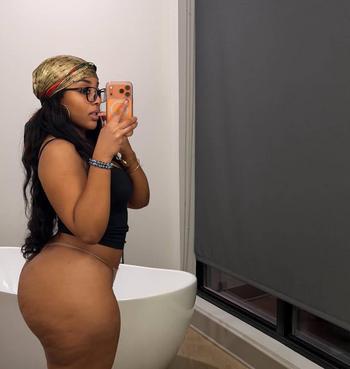 Annie, 25 Caucasian/White female escort, Peace River Country